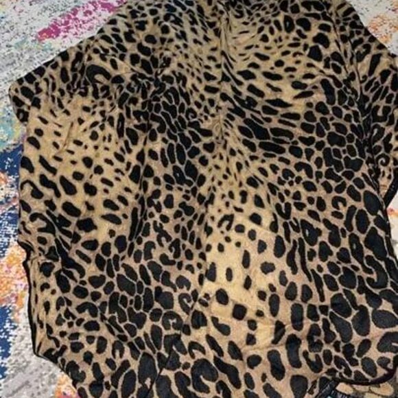 Womens outerwear - Picture 3 of 3